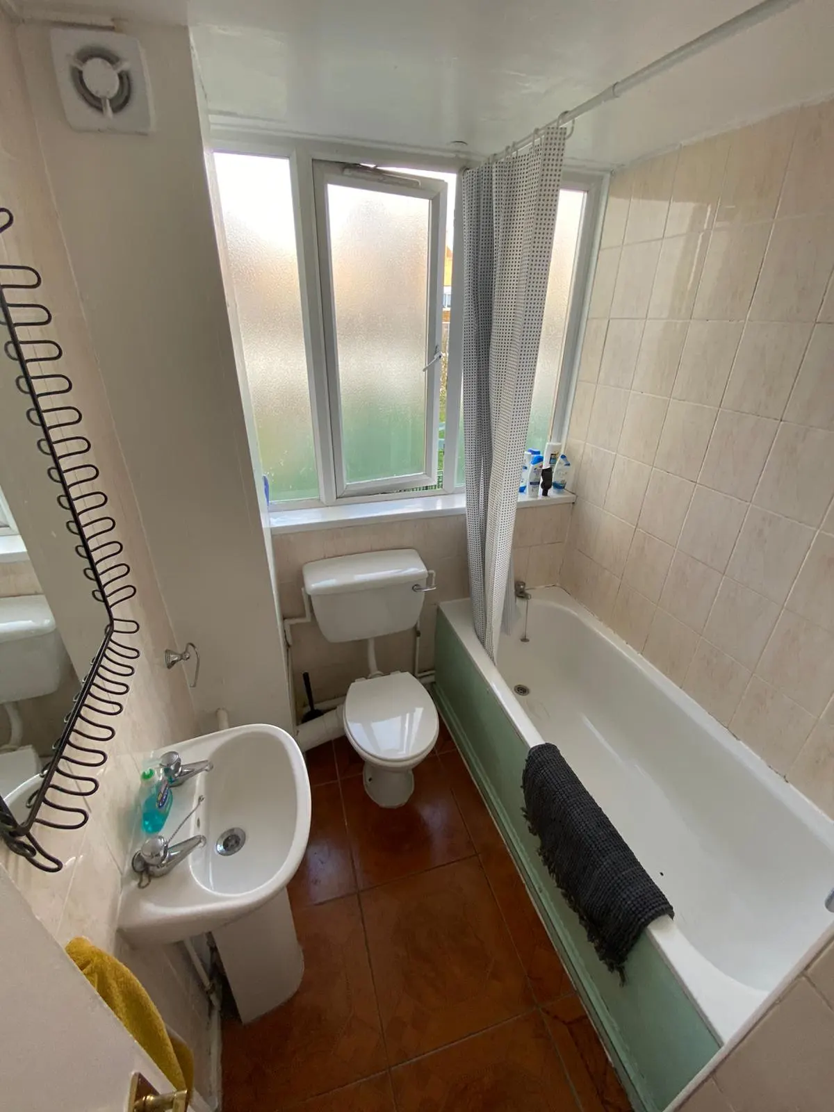Double room near    	 Oval